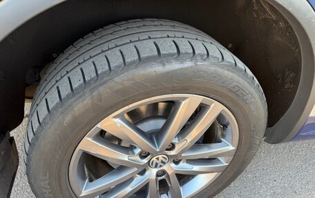 Volkswagen Touareg III, 2016 год, 3 350 000 рублей, 16 фотография