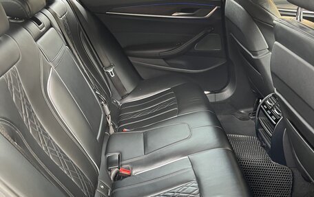 BMW 5 серия, 2018 год, 6 000 000 рублей, 13 фотография