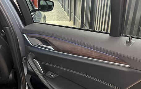 BMW 5 серия, 2018 год, 6 000 000 рублей, 14 фотография