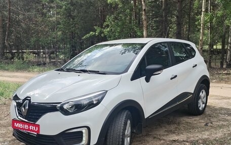 Renault Kaptur I рестайлинг, 2018 год, 5 фотография