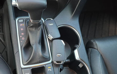 KIA Sportage IV рестайлинг, 2022 год, 1 670 000 рублей, 12 фотография