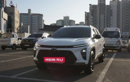 Chevrolet Trax, 2023 год, 1 670 000 рублей, 2 фотография