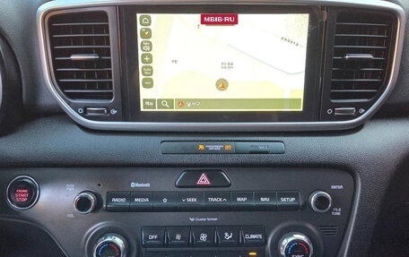 KIA Sportage IV рестайлинг, 2022 год, 1 680 000 рублей, 14 фотография