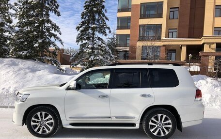 Toyota Land Cruiser 200, 2016 год, 8 900 000 рублей, 7 фотография