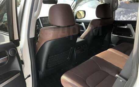 Toyota Land Cruiser 200, 2016 год, 8 900 000 рублей, 8 фотография