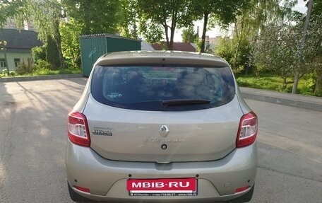 Renault Sandero II рестайлинг, 2017 год, 705 000 рублей, 2 фотография