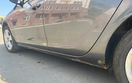 Opel Astra J, 2011 год, 630 000 рублей, 6 фотография