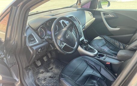 Opel Astra J, 2011 год, 630 000 рублей, 10 фотография