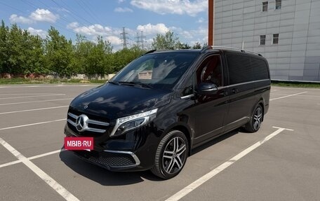 Mercedes-Benz V-Класс, 2020 год, 6 500 000 рублей, 2 фотография