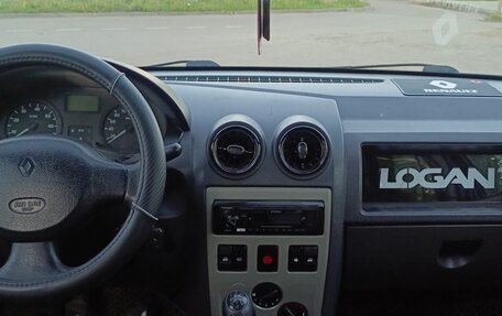 Renault Logan I, 2006 год, 320 000 рублей, 5 фотография