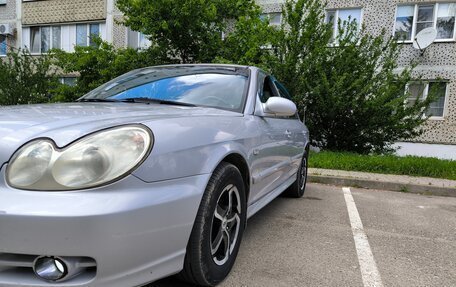 Hyundai Sonata IV рестайлинг, 2004 год, 390 000 рублей, 1 фотография