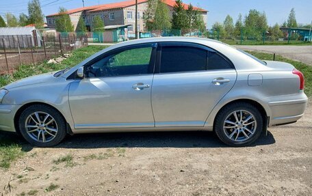Toyota Avensis III рестайлинг, 2007 год, 2 000 000 рублей, 2 фотография
