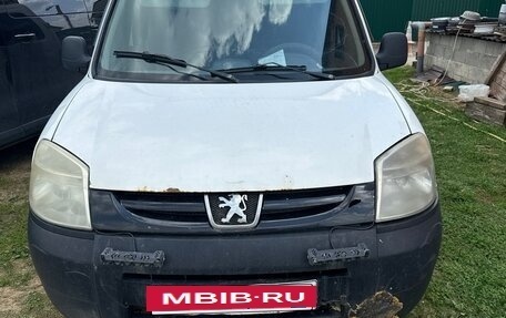 Peugeot Partner II рестайлинг 2, 2010 год, 210 000 рублей, 3 фотография