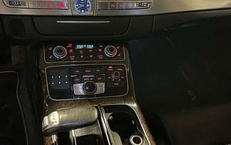 Audi A8, 2010 год, 1 690 000 рублей, 7 фотография