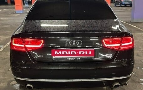 Audi A8, 2010 год, 1 690 000 рублей, 2 фотография