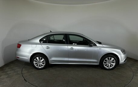 Volkswagen Jetta VI, 2013 год, 960 000 рублей, 4 фотография