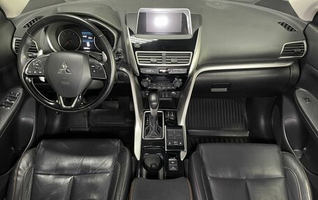 Mitsubishi Eclipse Cross, 2017 год, 2 099 000 рублей, 16 фотография