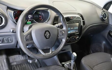 Renault Kaptur I рестайлинг, 2017 год, 1 437 000 рублей, 6 фотография