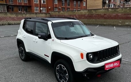 Jeep Renegade I рестайлинг, 2016 год, 1 700 000 рублей, 3 фотография