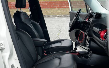 Jeep Renegade I рестайлинг, 2016 год, 1 700 000 рублей, 20 фотография