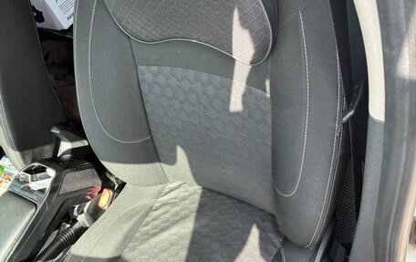 Renault Logan II, 2016 год, 725 000 рублей, 7 фотография