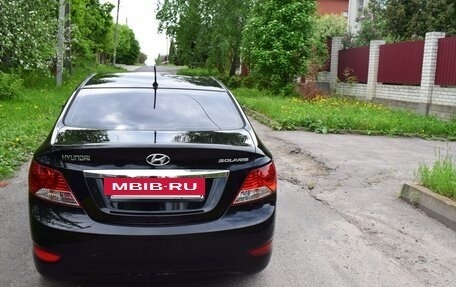 Hyundai Solaris II рестайлинг, 2013 год, 885 000 рублей, 6 фотография