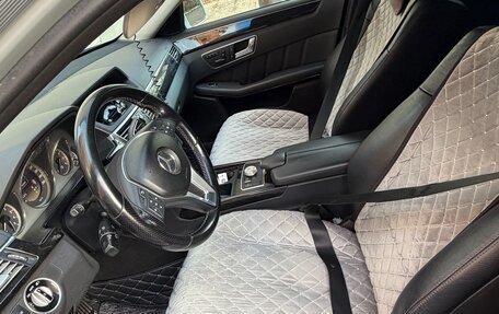 Mercedes-Benz E-Класс, 2012 год, 2 300 000 рублей, 9 фотография