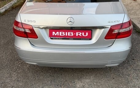 Mercedes-Benz E-Класс, 2012 год, 2 300 000 рублей, 5 фотография