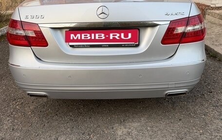 Mercedes-Benz E-Класс, 2012 год, 2 300 000 рублей, 4 фотография