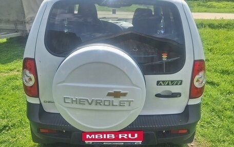 Chevrolet Niva I рестайлинг, 2019 год, 1 000 000 рублей, 3 фотография