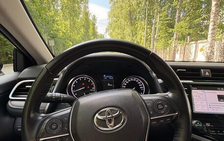 Toyota Camry, 2020 год, 2 890 000 рублей, 19 фотография
