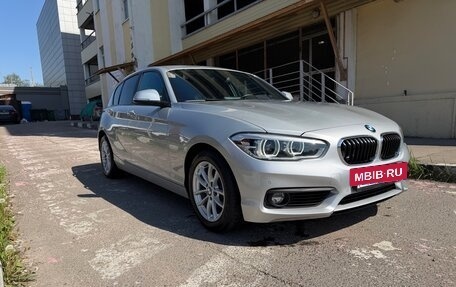 BMW 1 серия, 2018 год, 1 900 000 рублей, 22 фотография