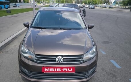 Volkswagen Polo VI (EU Market), 2016 год, 1 300 000 рублей, 2 фотография