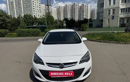 Opel Astra J, 2013 год, 790 000 рублей, 10 фотография
