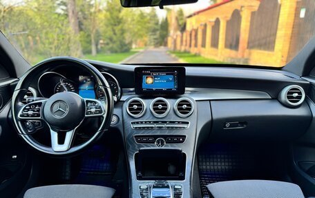 Mercedes-Benz C-Класс, 2019 год, 2 340 000 рублей, 2 фотография