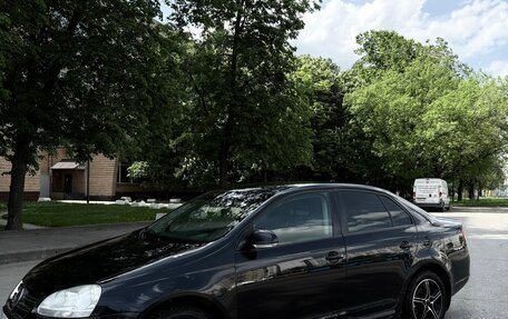 Volkswagen Jetta VI, 2009 год, 680 000 рублей, 3 фотография