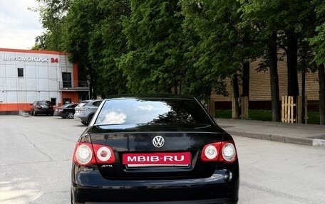 Volkswagen Jetta VI, 2009 год, 680 000 рублей, 5 фотография
