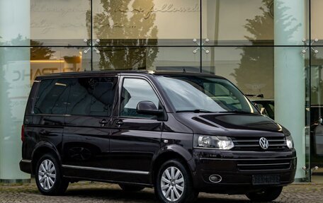 Volkswagen Multivan T5, 2010 год, 1 995 000 рублей, 3 фотография
