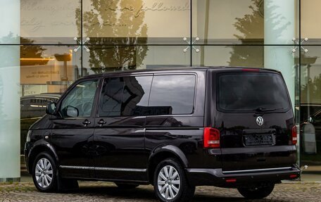 Volkswagen Multivan T5, 2010 год, 1 995 000 рублей, 4 фотография