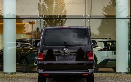 Volkswagen Multivan T5, 2010 год, 1 995 000 рублей, 5 фотография
