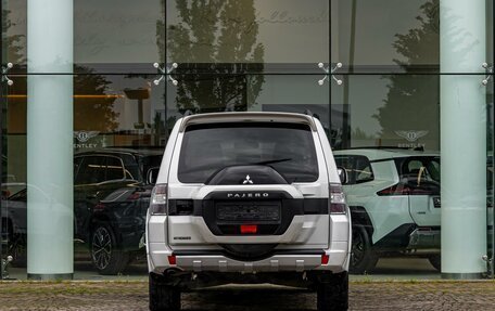 Mitsubishi Pajero IV, 2014 год, 2 295 000 рублей, 5 фотография