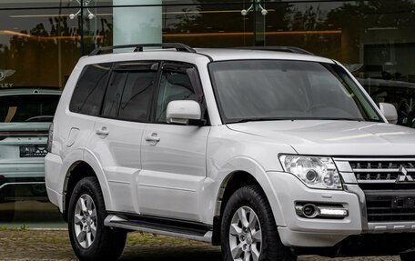 Mitsubishi Pajero IV, 2014 год, 2 295 000 рублей, 7 фотография