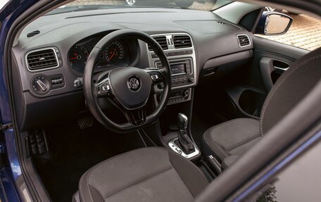 Volkswagen Polo VI (EU Market), 2018 год, 1 055 000 рублей, 13 фотография