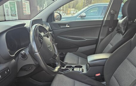 Hyundai Tucson III, 2018 год, 2 350 000 рублей, 8 фотография
