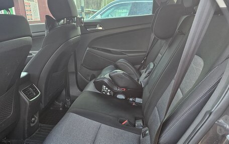 Hyundai Tucson III, 2018 год, 2 350 000 рублей, 9 фотография