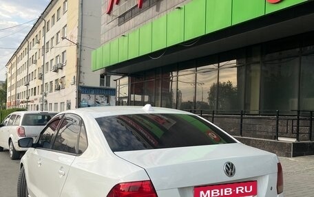 Volkswagen Polo VI (EU Market), 2014 год, 700 000 рублей, 4 фотография