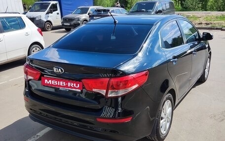 KIA Rio III рестайлинг, 2015 год, 950 000 рублей, 4 фотография