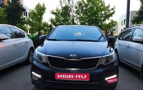 KIA Rio III рестайлинг, 2015 год, 950 000 рублей, 6 фотография