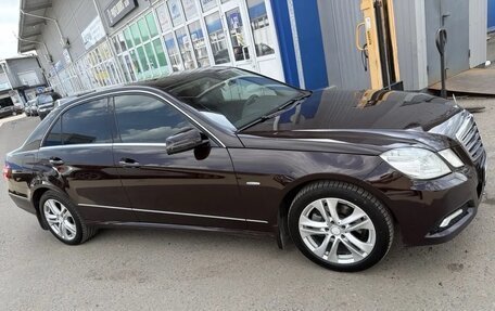 Mercedes-Benz E-Класс, 2010 год, 1 650 000 рублей, 13 фотография