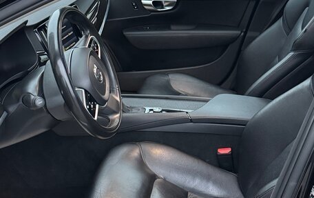 Volvo S90 II рестайлинг, 2017 год, 2 980 000 рублей, 21 фотография